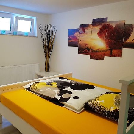 Petite Belle Apartment Volkertshausen ภายนอก รูปภาพ